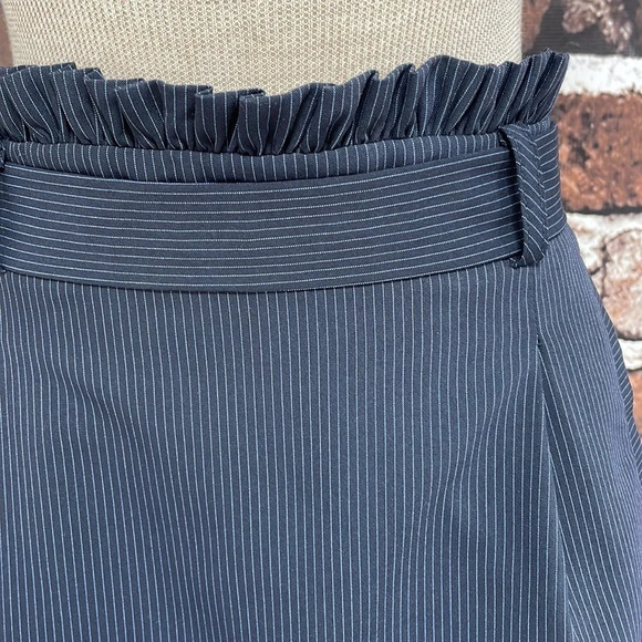 Oliver Bonas Skirt Paperbag Waist Blue Pinstripes Pockets Knee Length 14 - Picture 8 of 15